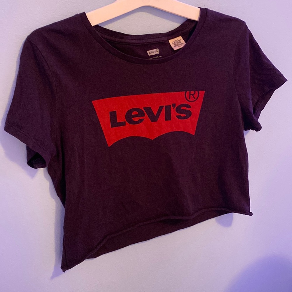Levi's Cropped Tee